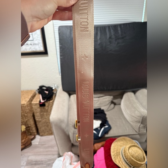 Adjustable purse strap - Picture 2 of 2